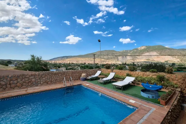 Espectacular chalet-cortijo con encanto, piscina y vistas a Sierra Nevada en Padul — 6