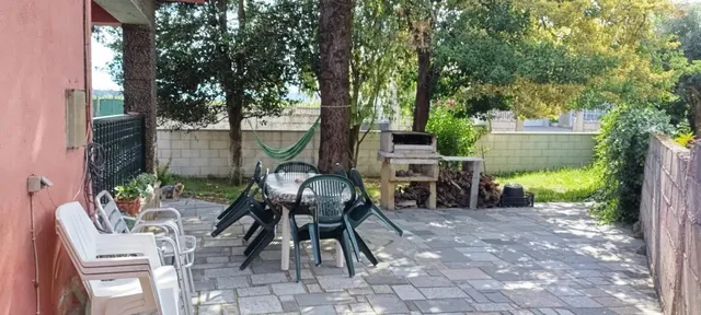 Casa de Planta baja y terreno en Cambados - foto 4