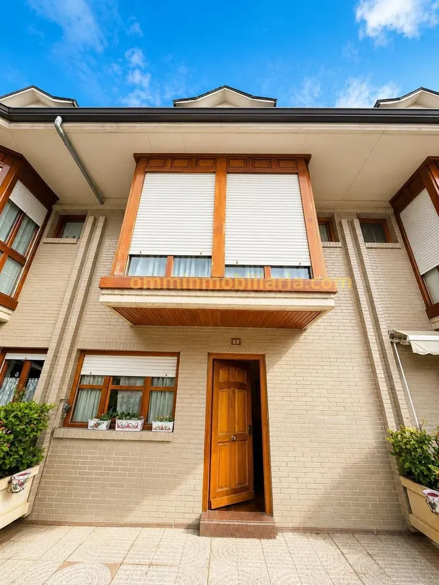 Se vende chalet adosado en Laredo, Cantabria - foto 4