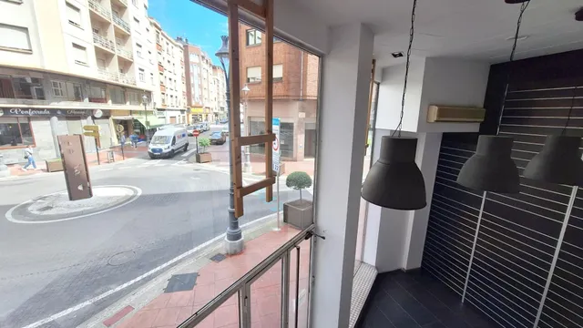 ¡OPORTUNIDAD ÚNICA DE ALQUILER EN EL CORAZÓN DE PONFERRADA!  🏙️✨ — 18