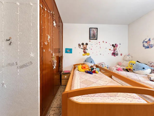 Vivienda luminosa con garaje privado y terraza en una tranquila calle de Gavà — 13