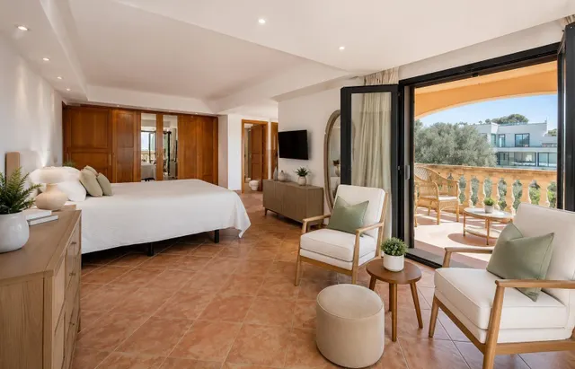 EXCLUSIVA VILLA CON VISTAS A LA BAHÍA DE PALMA EN MARRATXI — 16