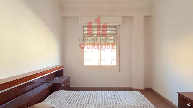 LUMINIOSA VIVIENDA PARA REFORMAR CON ASCENSOR EN O COUTO — 17