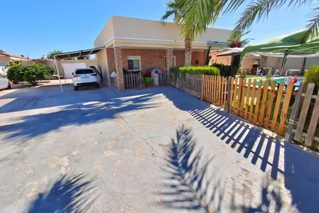 Villa 3 habitaciones 140m² en venta - Torreta florida — 41