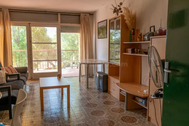 Apartamento con balcón a 5 minutos de la playa – Urbanizació - foto 3