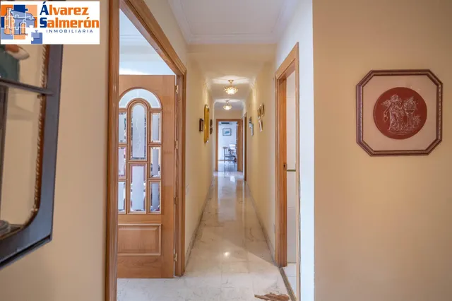 Impresionante piso en el centro de Granada. — 17