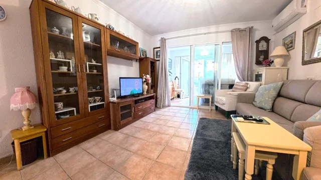 Céntrico apartamento en planta baja de un dormitorio a 1km de la playa — 4