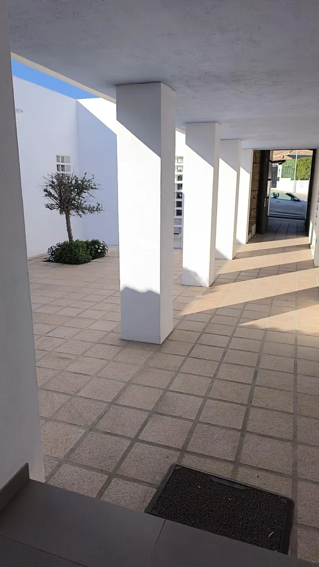 Villa de Lujo 5 habitaciones 111m² en alquiler - Plaza de toros — 25