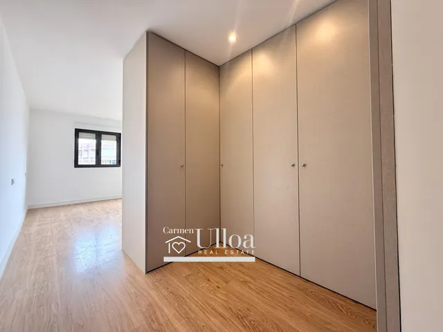 AMPLIA Y LUMINOSA VIVIENDA EN ALQUILER EN AVENIDA ÓSCAR ESPLÁ CON PARKING — 15