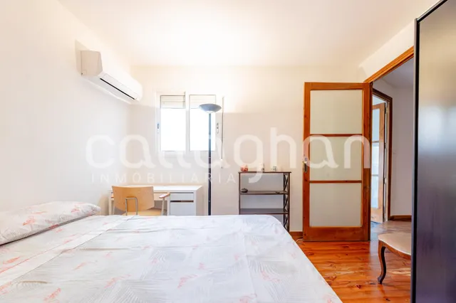 Vivienda única con vistas a la plaza de la Virgen — 33