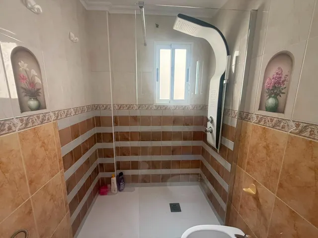 AMPLIO ÁTICO REFORMADO EN AVDA.HABANERAS : 3 HAB, 2 BAÑOS. — 8