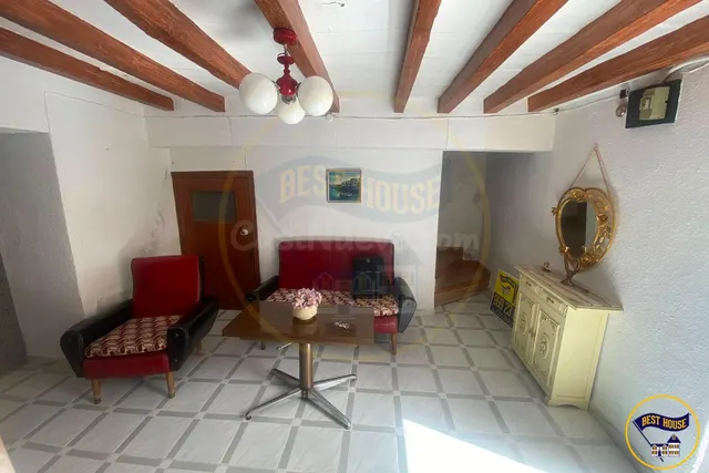 CASA A LA VENTA CON PATIO EN CAÑAVERAS - foto 4