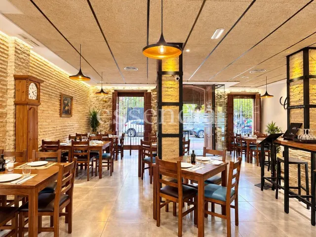 Traspaso de restaurante en funcionamiento en el paseo de Oliva — 5