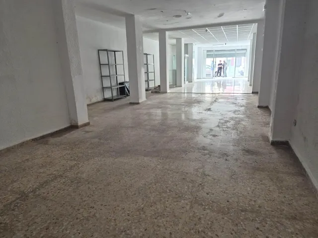 SE VENDE PLANTA BAJA EN CALLE PLÀ DE L´ARC — 6