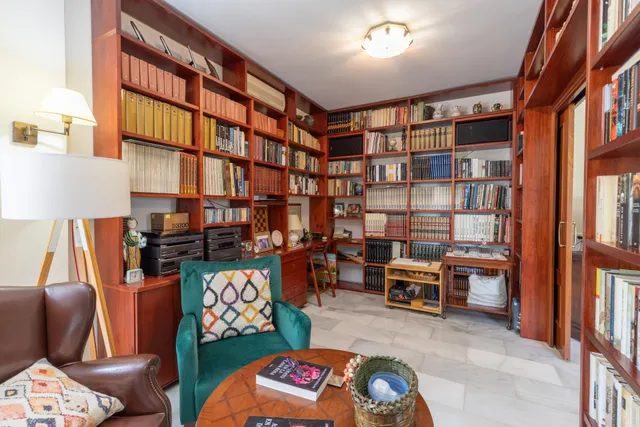 Chalet pareado con piscina, jardín y bonitas vistas a Granada en La Zubia — 11