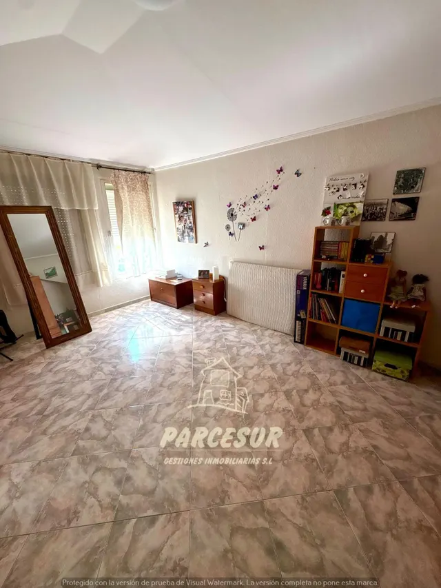 Chalet independiente en El Alcaide: espacio, comodidad y vida al aire libre — 24