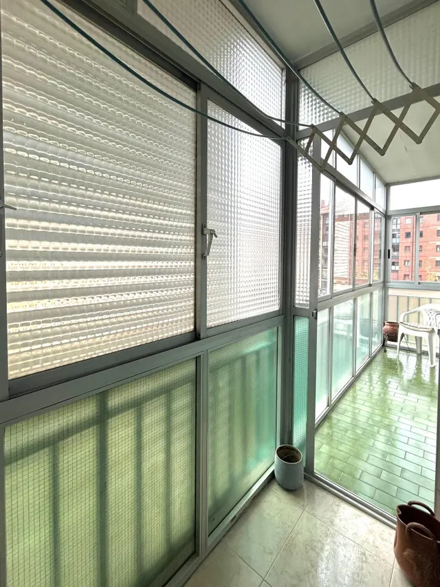 Piso amplio y luminoso con 3 habitaciones y grandes balcones en San Juan — 11