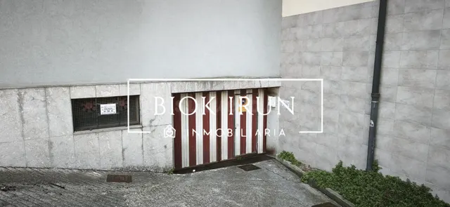 DOS PLAZAS DE GARAJE EN VENTA – BELASKOENEA, IRUN - foto 2