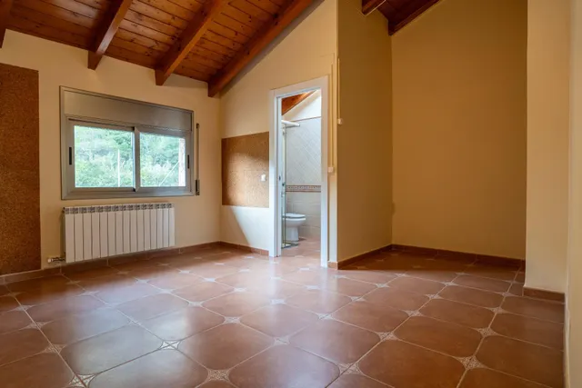 Casa con piscina y vistas a la montaña en Mas Borràs — 28