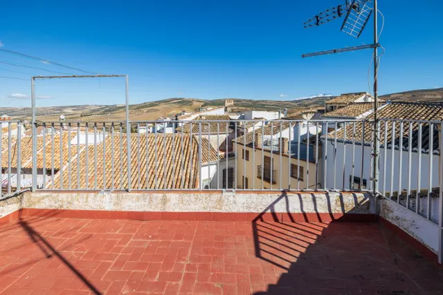 Espectacular edificio a 3 calles con vivienda y locales comerciales en pleno centro de Alhama de Gr — 43