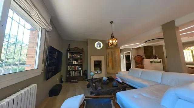 Casa reformada de tres plantas con piscina, jacuzzi, gimnasio, sauna  y vistas a parque natural — 6
