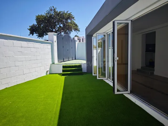 Villa en Torreblanca urbanización con piscina de una sola pl - foto 3