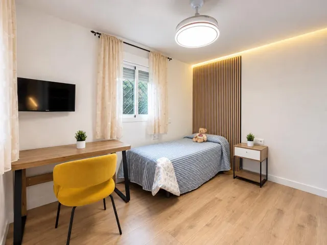 CHALET ADOSADO EN VENTA CL SIRIO-NVA ANDALUCIA 59 — 29
