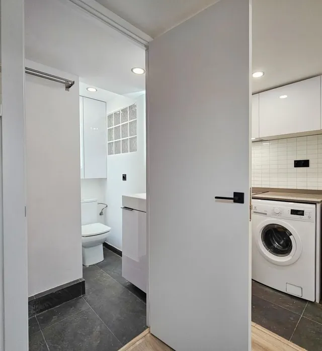 Atico con terraza privada en Calle de la Lluna (Ciutat Vella / El Raval) — 20