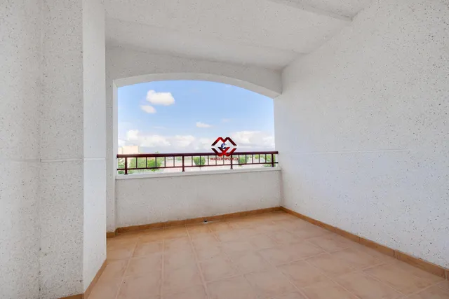 Apartamentos renovados en el centro de San Fulgencio — 6