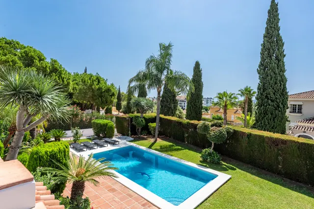 Chalet 4 habitaciones 380m² en venta - Riviera del sol — 16