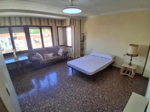 PISO EN ALQUILER POR habitaciones - foto 2
