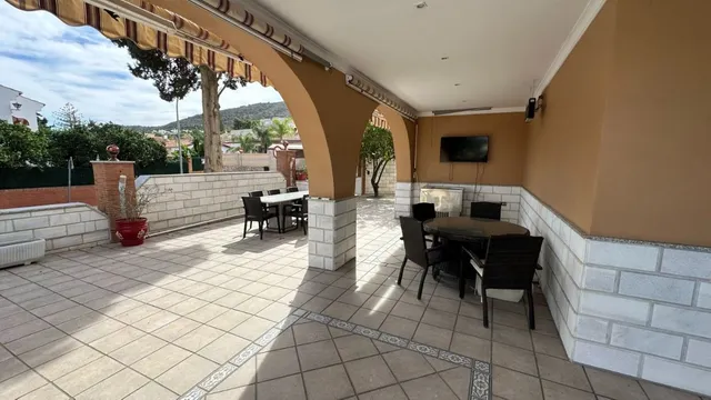 Chalet 8 habitaciones 700m² en venta - Centro — 48