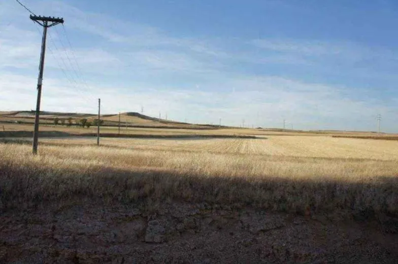 Urbis te ofrece una parcela en venta en el sector El Pilar, Salamanca.