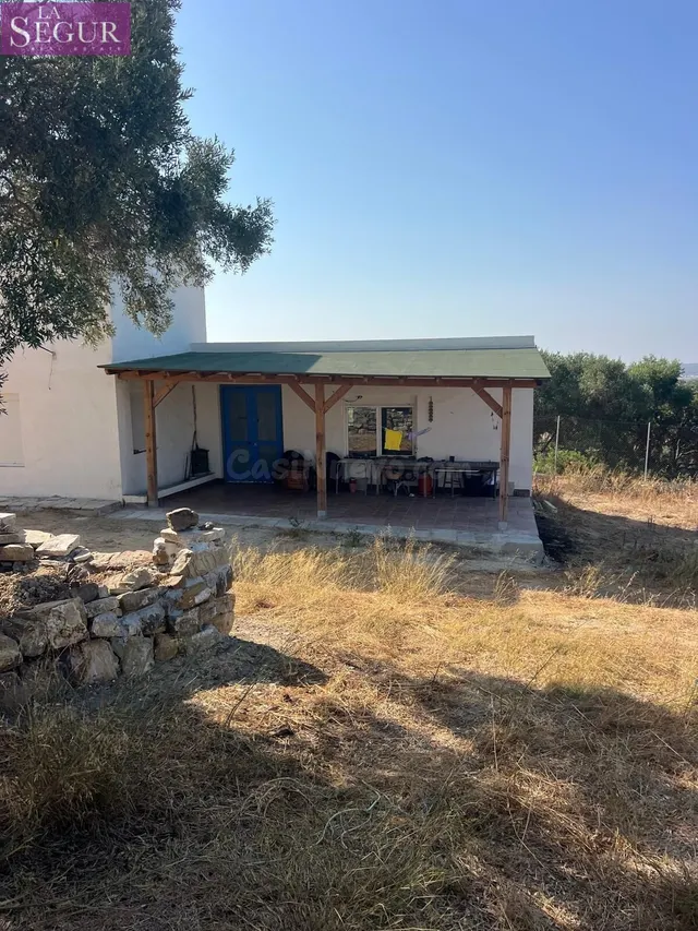 MAGNIFICA CASA CON TERRENO RUSTICO EN ABEJARUCO - foto 3