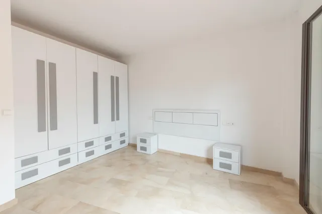 ESPECTACULAR TRIPLEX CON GARAJE Y TRASTERO EN MONACHIL — 9