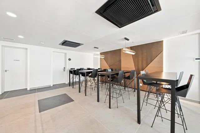 APARTAMENTO DE LUJO CON VISTAS PANORÁMICAS AL MAR EN CARAT I – CARVAJAL, FUENGIROLA — 18