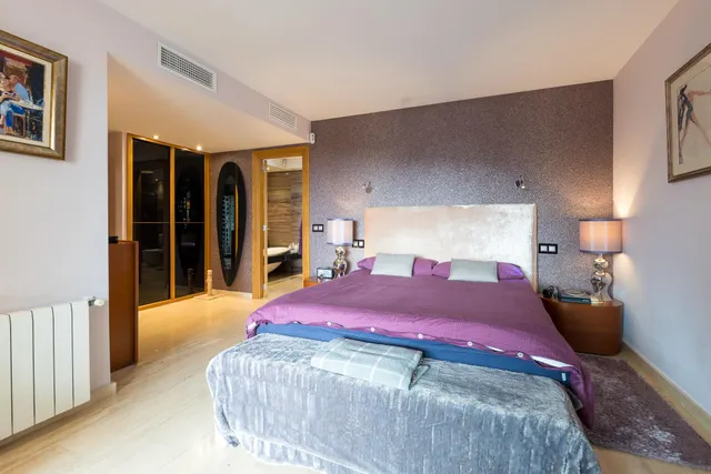 ÁTICO DE 4 habitaciones CON GRAN TERRAZA EN PLANTA, PARKING Y PISCINA COMUNITARIA EN CAS CATALÀ. — 21