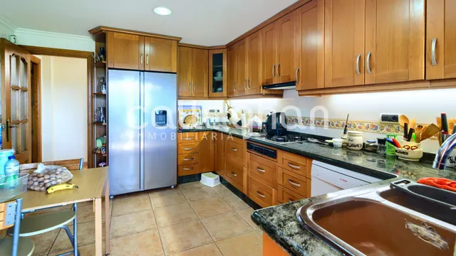Villa en venta en Playa Almardà — 31