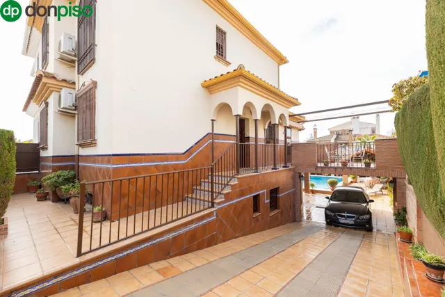VIVIENDA PAREADA EN MONTELUZ — 8