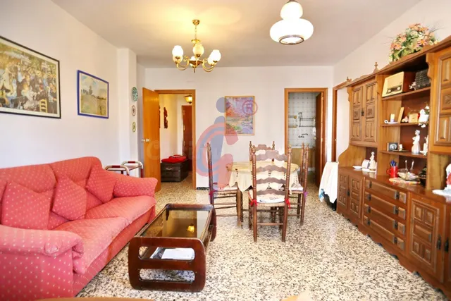 ¡Vivienda para reformar en ubicación previlegiada en Guardam - foto 3