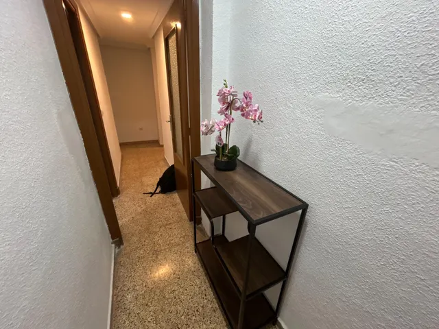 Amplio y Acogedor Piso de 4 habitaciones en el Corazón de la Ciudad — 22