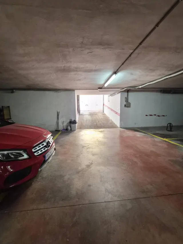 PLAZA DE GARAJE Y TRASTERO, GRAN OPORTUNIDAD PARA LOS QUE VI - foto 2