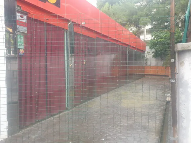 Local / Salón de fiestas en ZONA TURISTICA - — 24