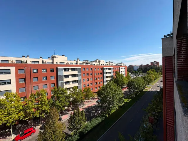 APARTAMENTO EN ALQUILER EN VILLA DEL PRADO, CON ZONAS COMUNES DE PISCINA Y PÁDEL — 6