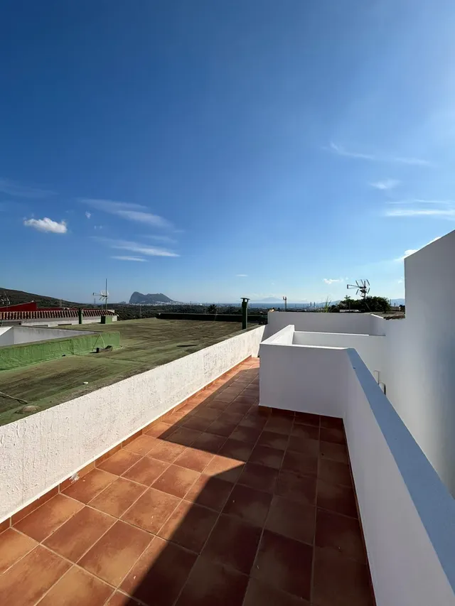 En venta adosado recién reformado en San Roque — 21