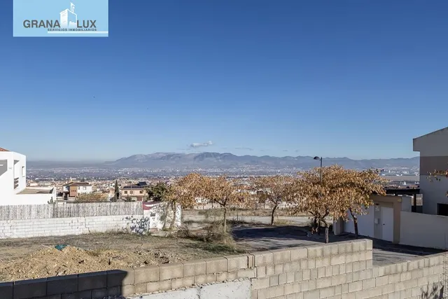 Parcela exclusiva con estructura de Chalet independiente y piscina en Urb. El Montecillo, Las Gabias — 22