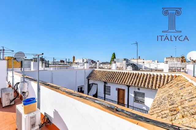 Piso de dos dormitorios, con ascensor y trastero (garaje opcional), en calle Pozo — 44