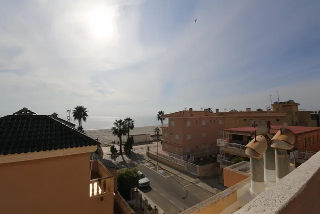 A 50 METROS DE LA PLAYA!!!!TU NUEVO HOGAR — 44