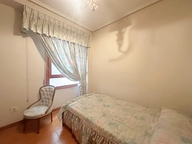 Apartamento con garaje a 300 m del mar — 12