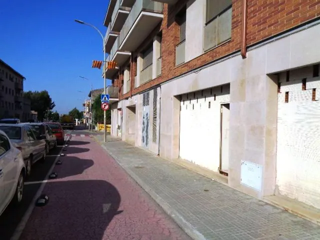 Local comercial sin estrenar. — 10